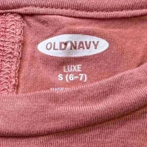 Old Navy - Coral high-lo Top with White Stars- Girls Small (6/7) - Picture 3 of 3